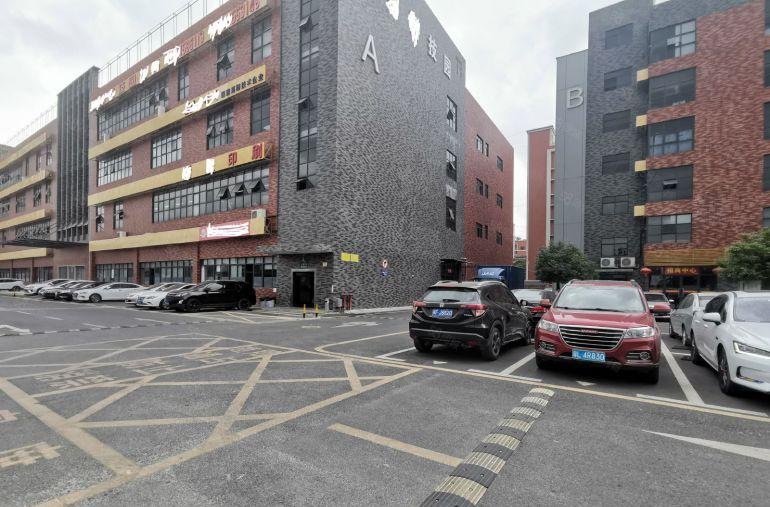 100平起龙华大浪会堂浪口工业园原房东办公室仓库厂房出租分租