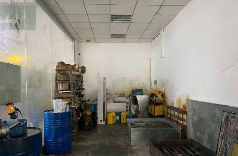 龙华大浪一楼厂房480平出租，一整层使用率高，层高6米