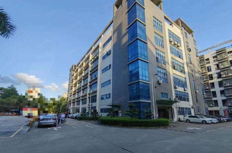 龙华民治地铁口新出整层2300平豪华装修厂房出租办公车间仓库