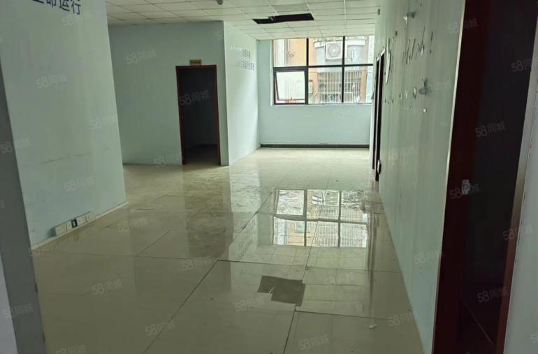 0押房东直租金临街一楼厂房出租特价龙华民治工业园可分租