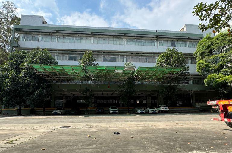 观澜原房东独院厂房出租带卸货平台电商仓库出租可分租空地大