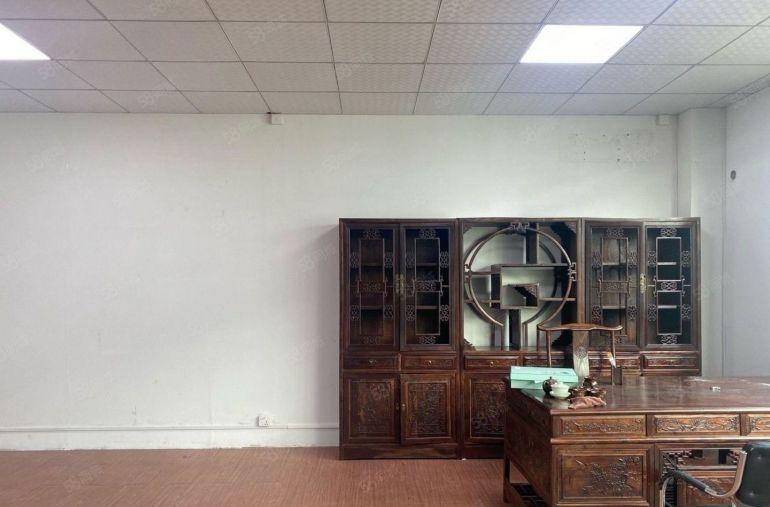 龙华大浪精装修厂房480平米，带无尘净化车间出租