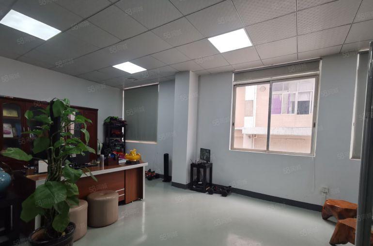 观澜章阁1000平方现成精装修水电齐全原房东红本厂房出租分租