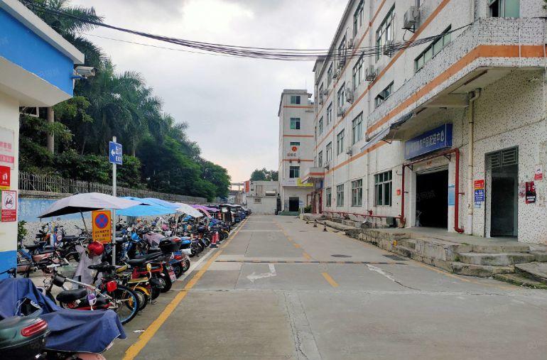 龙华观澜精装修1200平厂房出租 可分租 工业园低价仓库出租