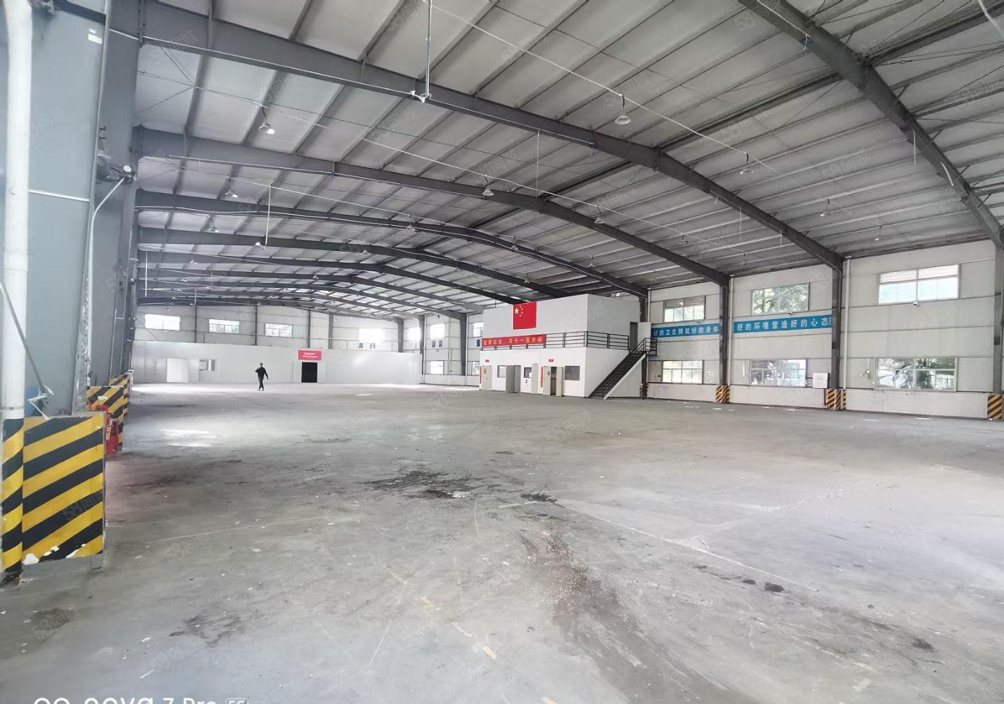 龙华清湖地铁站原房东一楼2000平钢构层高8米厂房出租