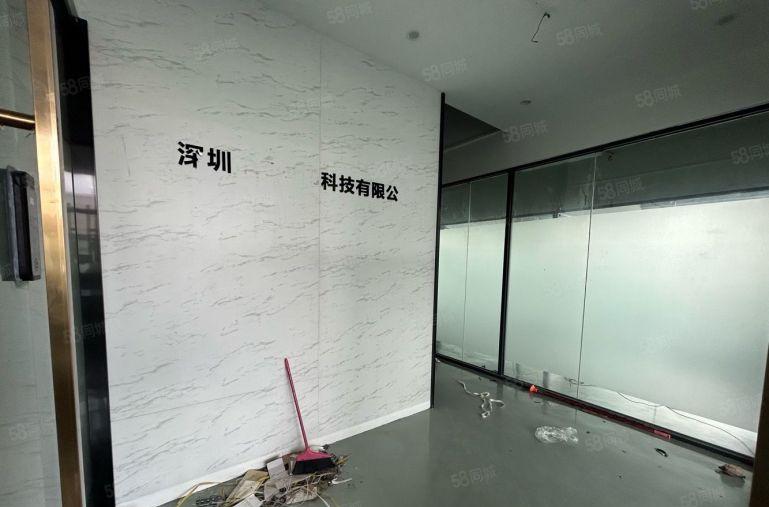 实用率90，龙华大浪原房东建筑面积918平商新园区厂房出租