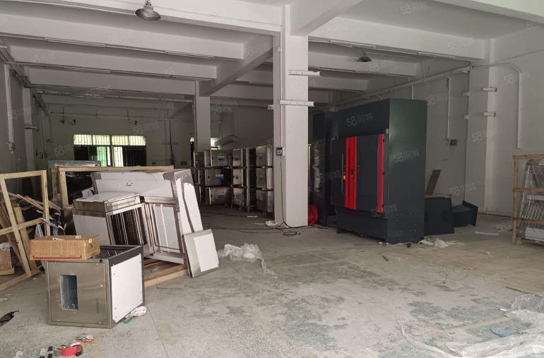 大浪石凹工业区附近楼上整层1500平可分租，另外一楼600平