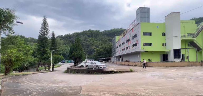 龙华观澜花园式红本独栋厂房1600平方仓库出租空地大可做环评