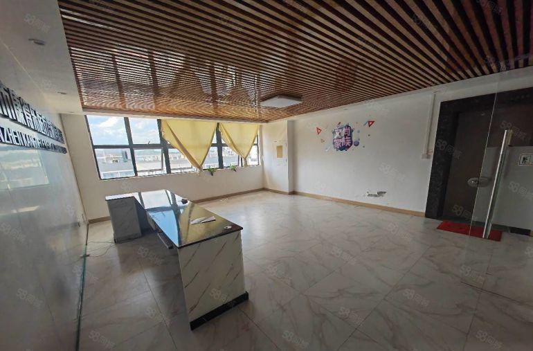 22元起租龙华工业园新出一楼二楼1250平精装修厂房出租分租