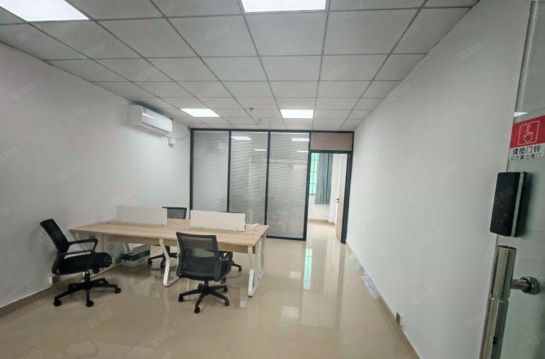 龙华地铁口精装修小面积厂房出租76平 带家私空调