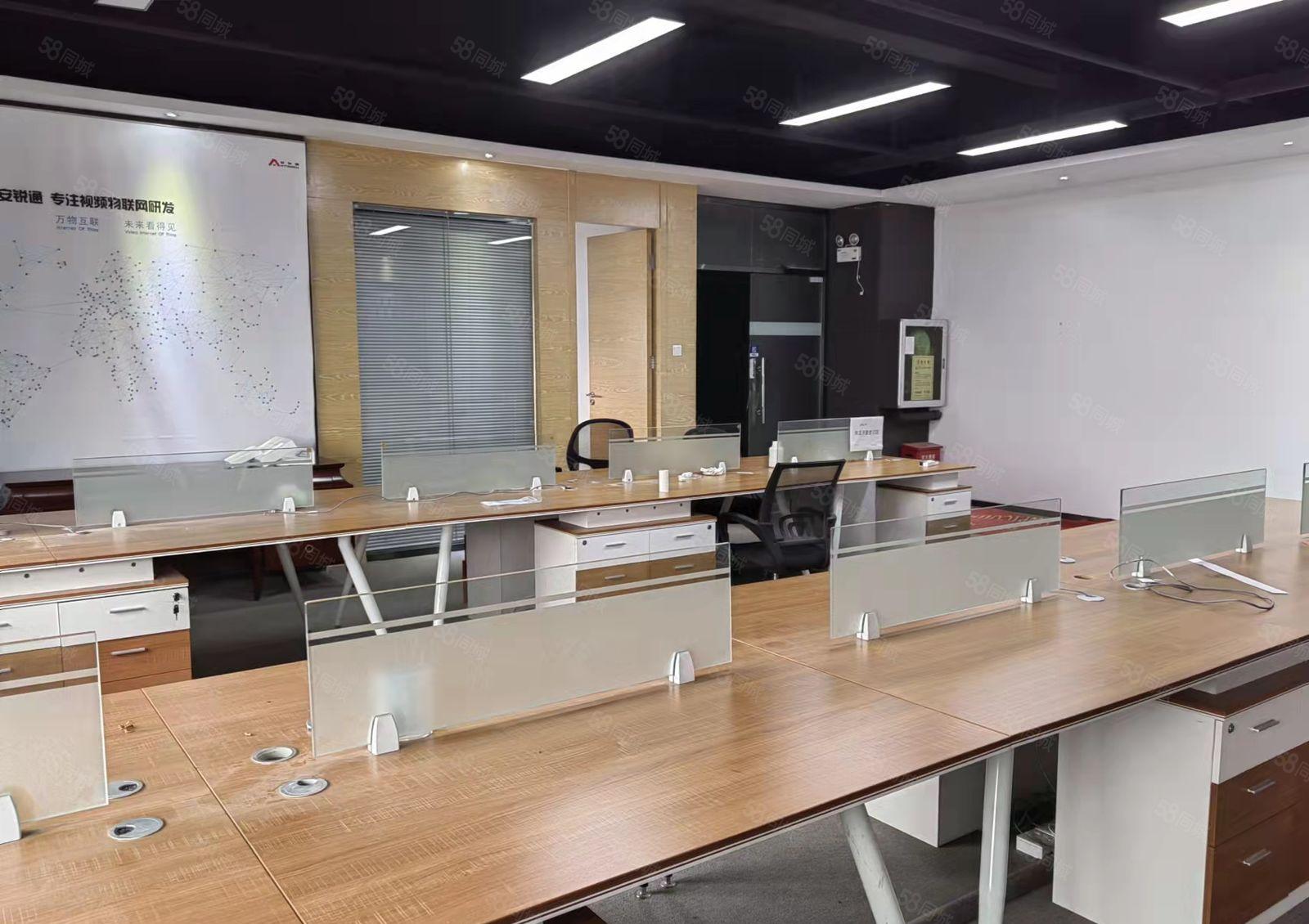 龙华大浪元芬地铁口楼上整层1000平精装办公厂房出租