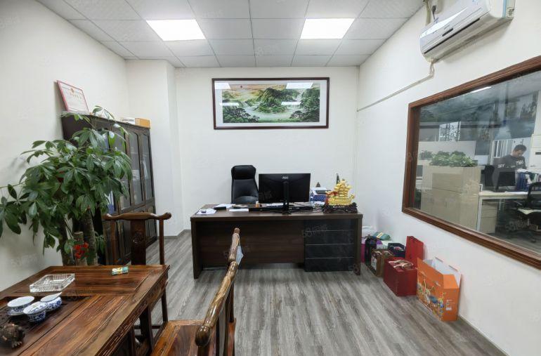 龙华汽车站精装修低价厂房出租200平500平仓库出租可分租