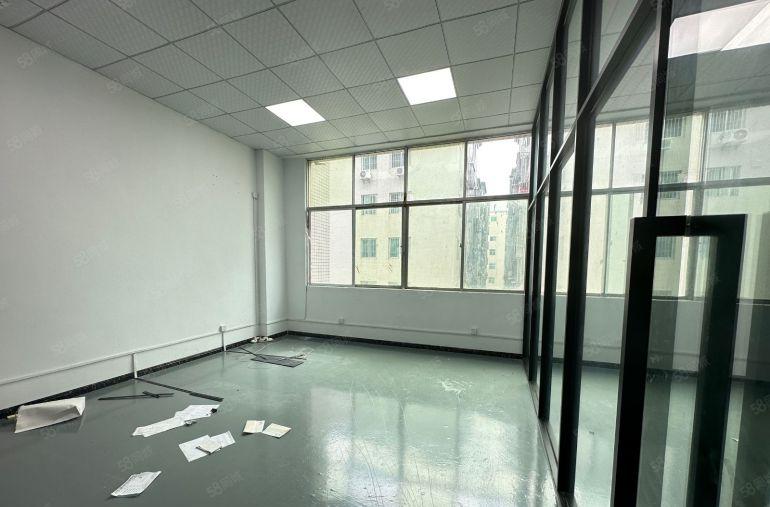 龙华大浪原房东500平现成精装修全新地坪漆红本厂房出租分租