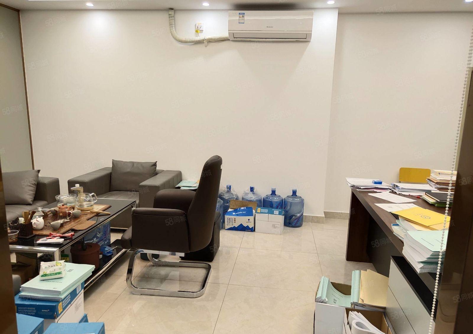 油松精装修办公室出租整层800平方水电齐全使用率高