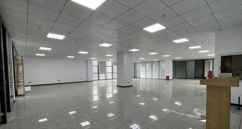 观澜高薪创意园200平方至2000平方可分租电商厂房出租仓库