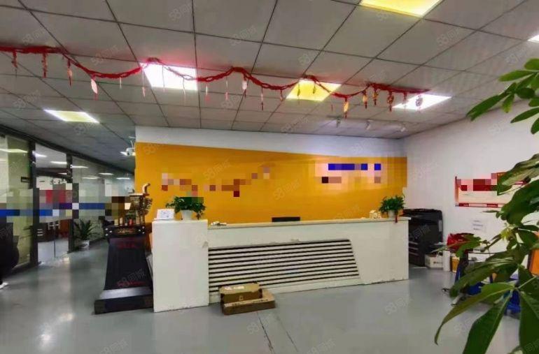 龙华大浪地铁口800平米精装修厂房无转让费出租办公室仓库分租