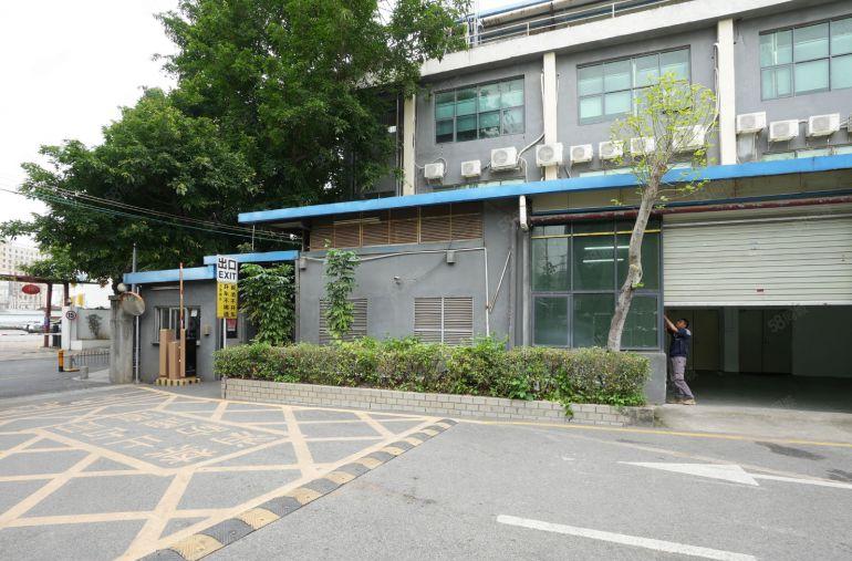 0押金临街一楼厂房仓库低价龙华民治工业园可分租