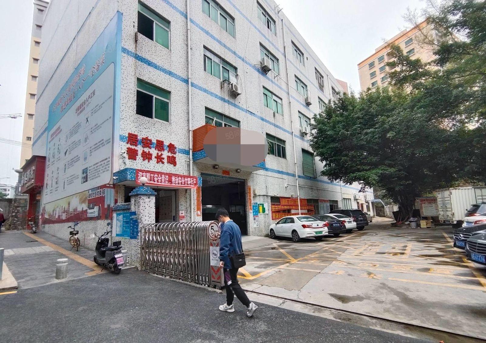 龙华油松天汇大厦旁楼上600平厂房出租，水电齐全