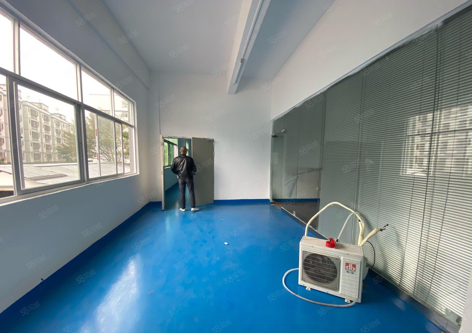 观澜桂花楼上300平原房东全新精装修小面积厂房仓库出租