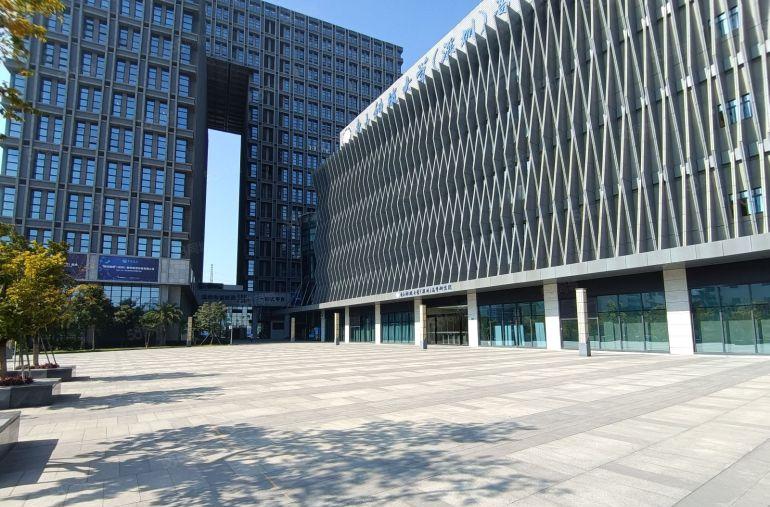 龙华油松精装修办公室研发厂房仓库出租100平至2000平分租