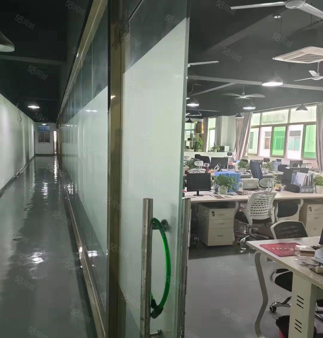 竹村地铁口园区内带装修水电齐全厂房出租，700平米拎包入驻