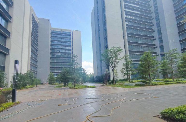 独门独院！龙华茜坑地铁站52800平红本厂房出租