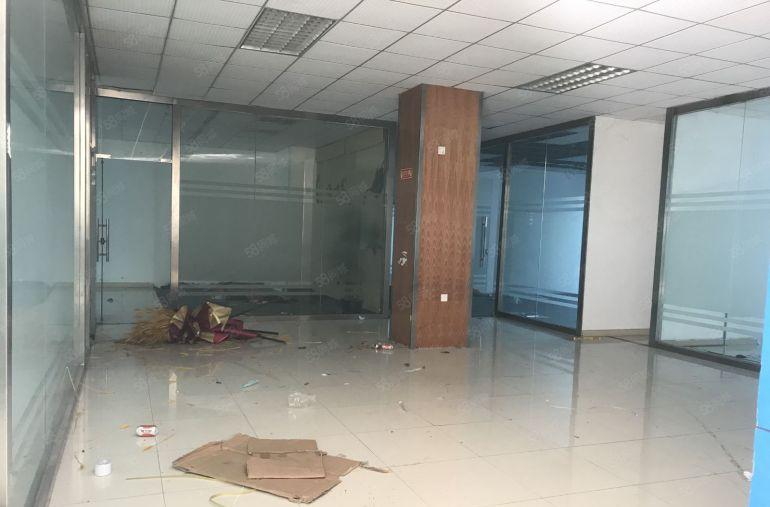 龙华清湖北地铁站一楼红本厂房1300平有装修公摊小好进大货车