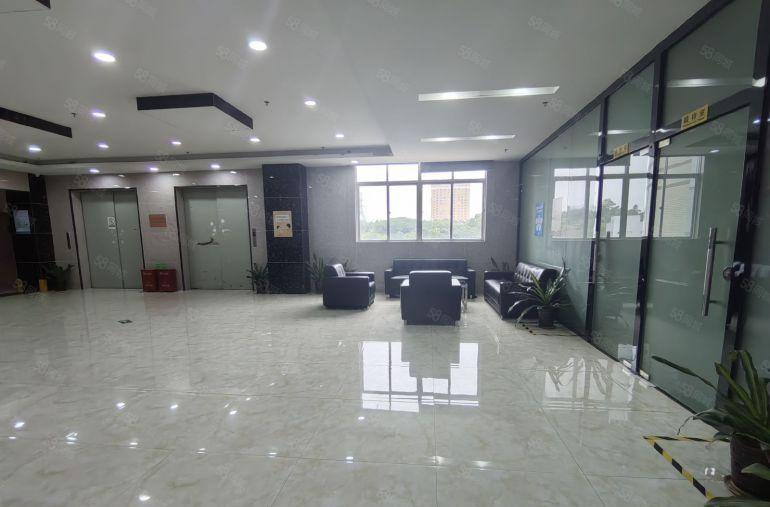 龙华大浪商业中心精装修2000平原房东实际面积出租空地超大