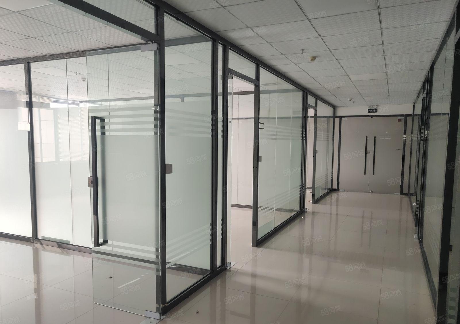 出租龙华观澜福民原房东红本厂房出租，离地铁口只有200米