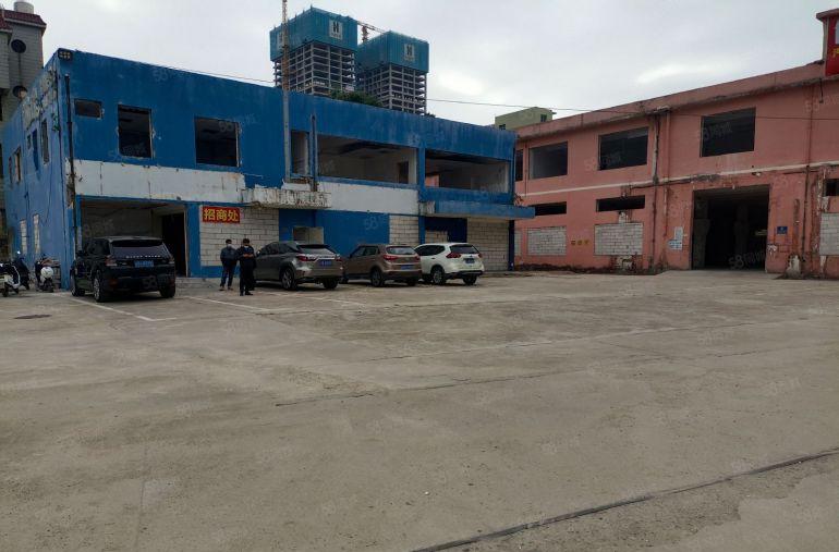 清湖北地铁口附近新出独门独院10000平厂房出租可分租200