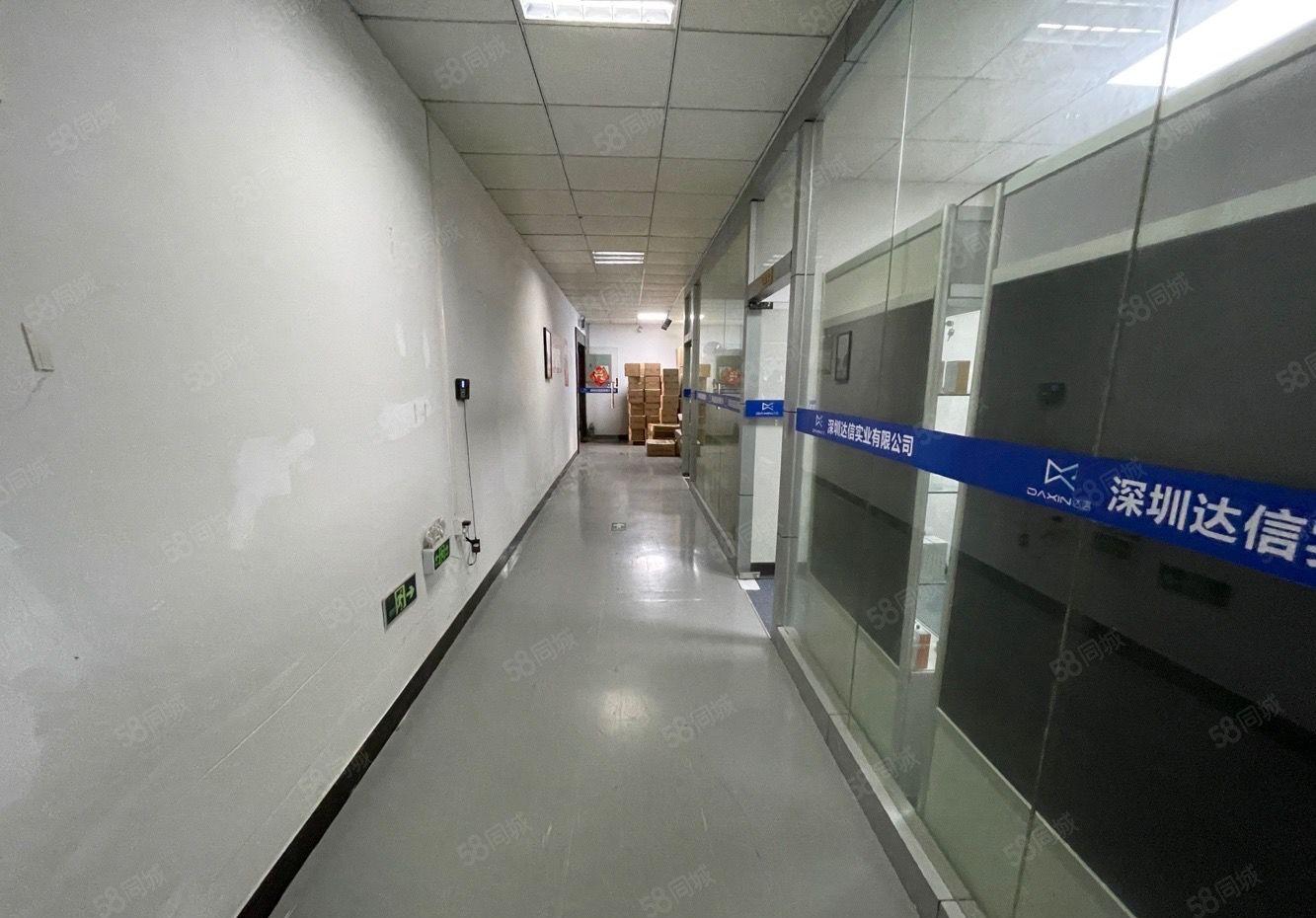 龙华大浪河背工业园小面积精装修700平厂房出租离地铁500米