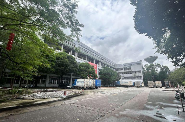 龙华元芬地铁口学院派花园1000厂房起租免租期23月