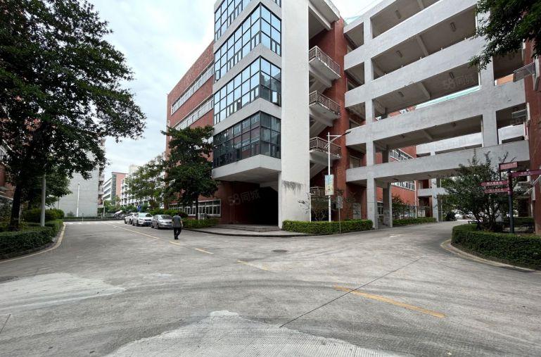 20元租龙华大浪工业区2万平花园式厂房仓库原房东出租可分租