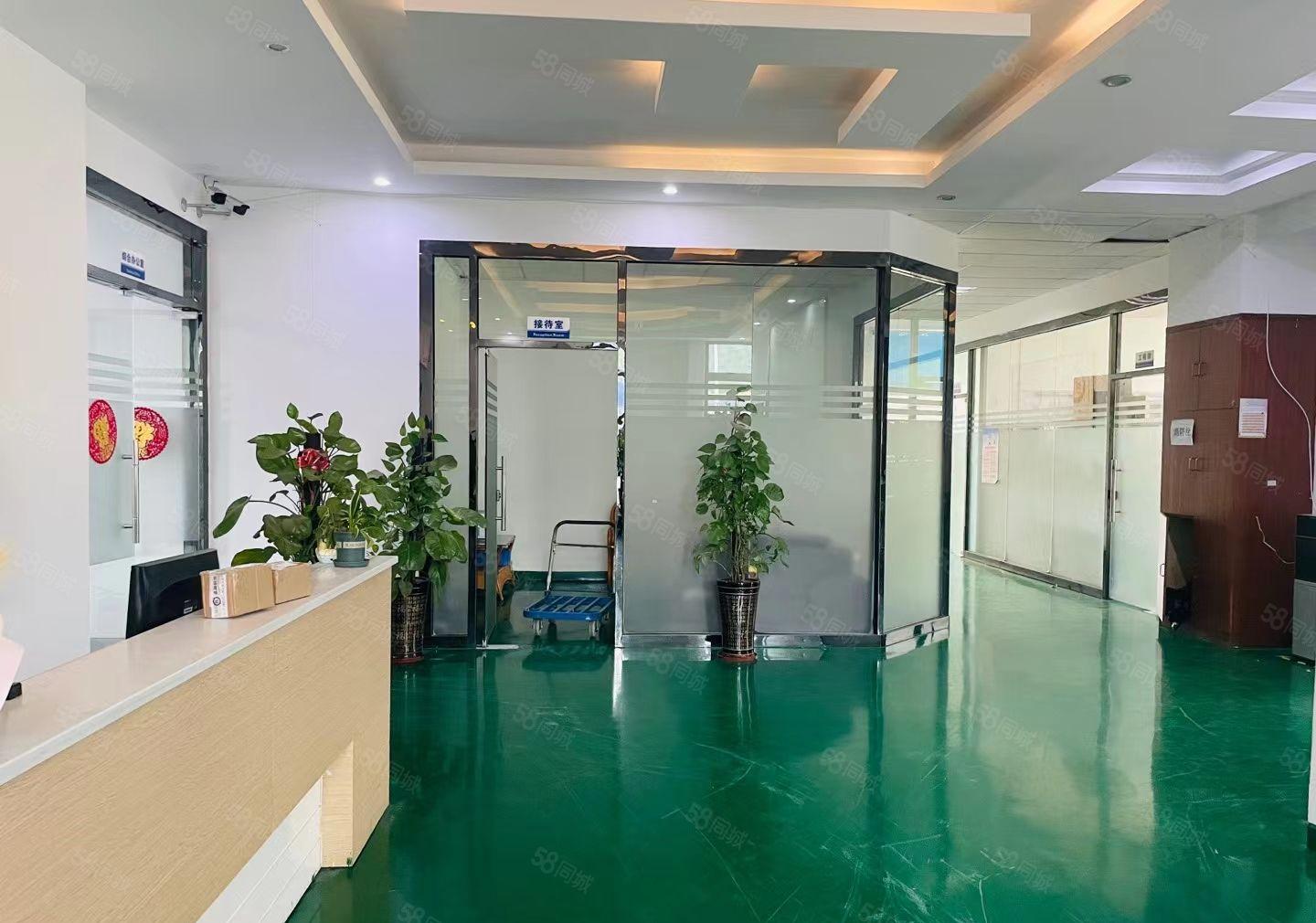 龙华元芬地铁口原房东厂房出租带装修1000平，200平起租