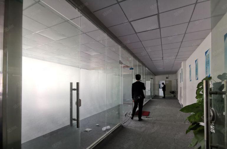 龙华大浪新百丽工业园旁1000平精装修厂房办公室电商仓库出租