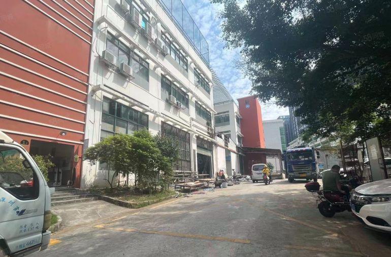 龙华元芬地铁口附近一楼精装修厂房140平