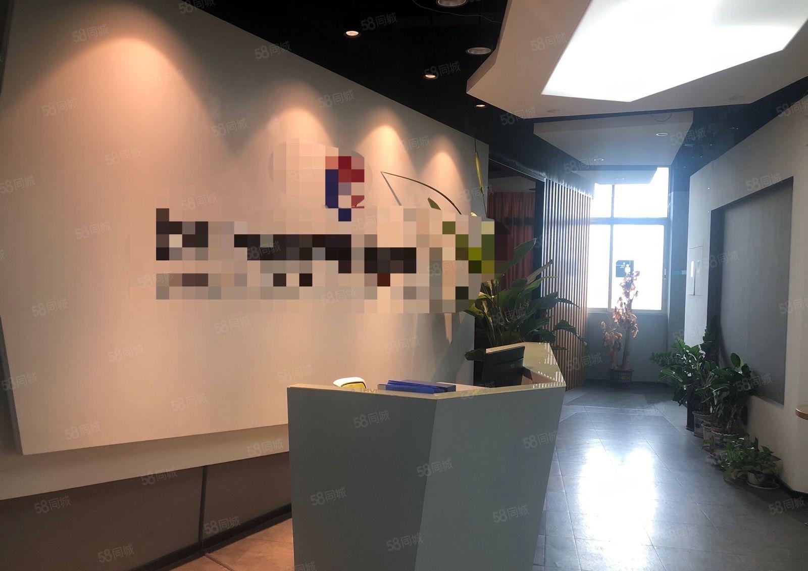 30块一平实际面积出租，龙华大浪高新产业园区980平精装修