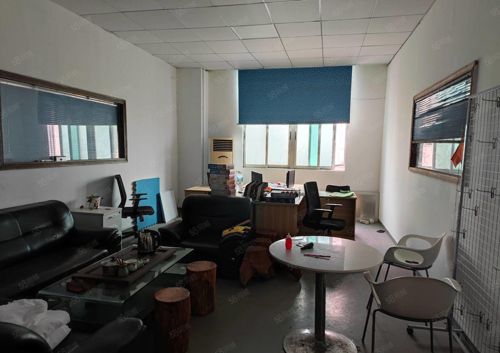 龙华大浪商业中心附近楼上450平工业厂房出租