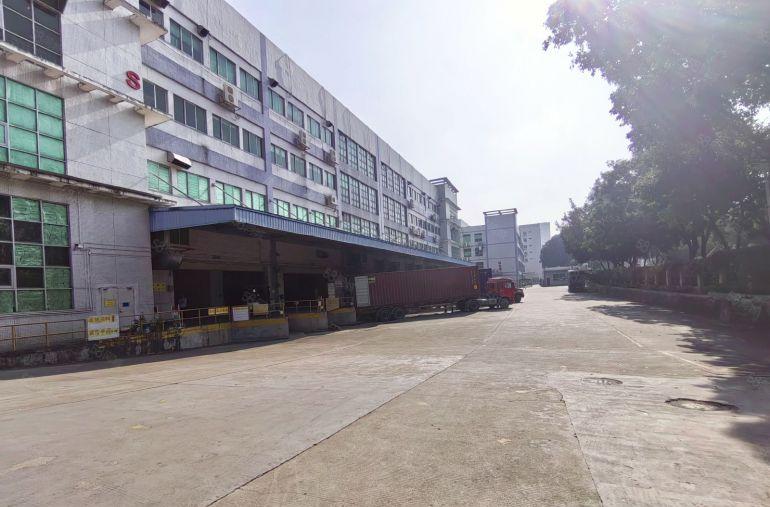 龙华观澜梅观高速路口原房东红本厂房出租2万平带卸货平台空地大