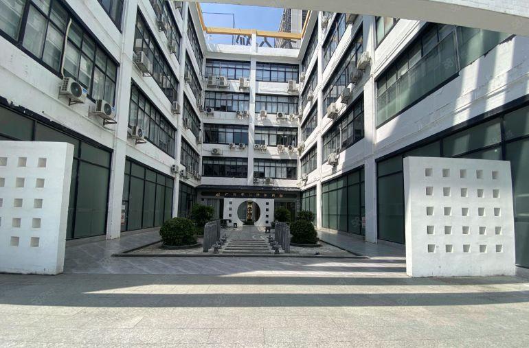 龙华油松工业园厂房仓库出租精装修300平起办公仓库一楼可分租