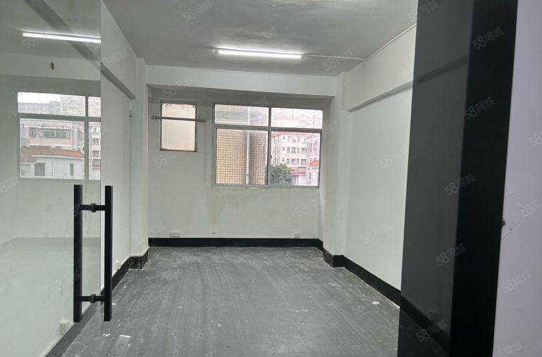 大浪老围工业园，50平，月租1500元，适合办公仓库小加工等