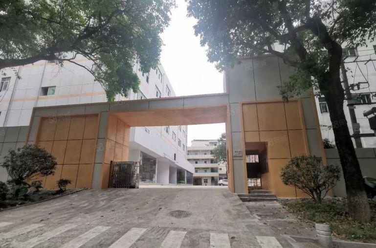 龙华民治地铁口新出一楼精装修860平厂房办公室仓库出租大小分