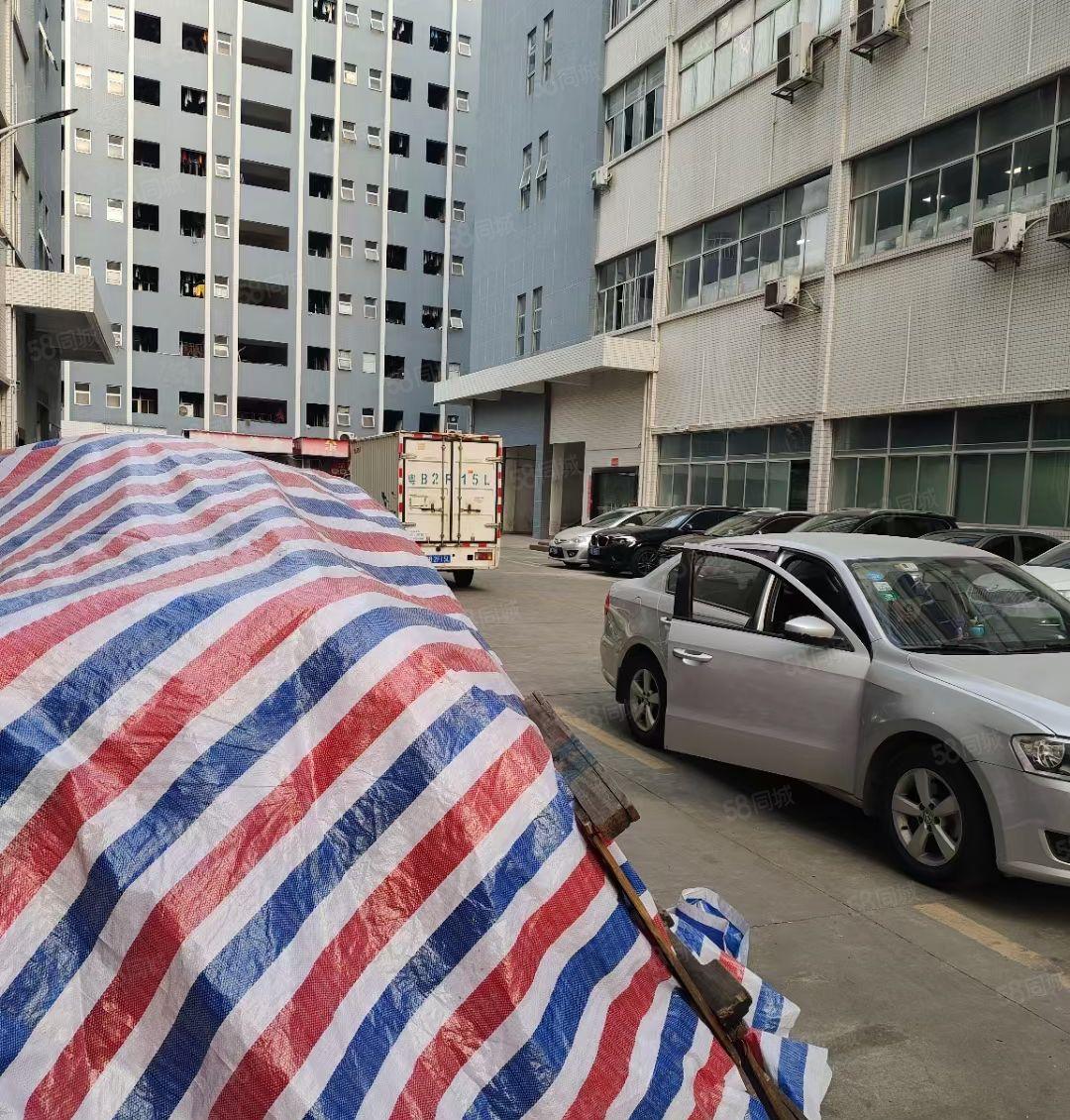 大浪与石岩交界处新出一楼1000平标准厂房 高使用率达80