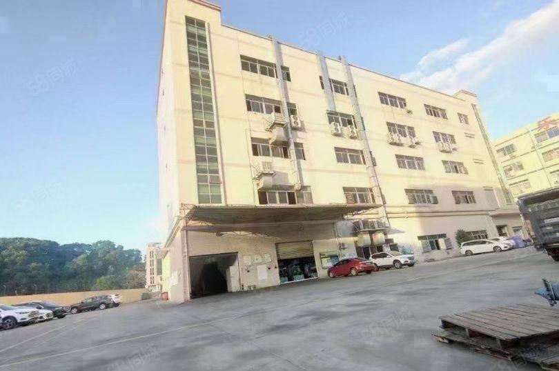 深圳龙华观澜樟坑径下围原房东独院15000平厂房出租。