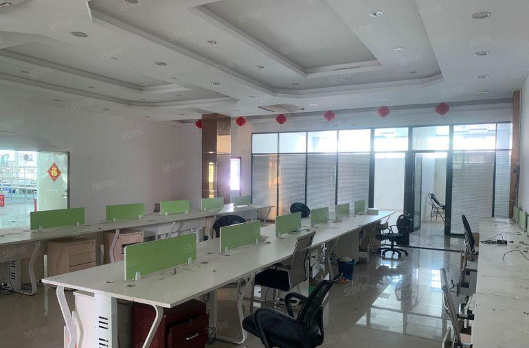 龙华大浪新出楼上2050平米整层精装厂房，可分租