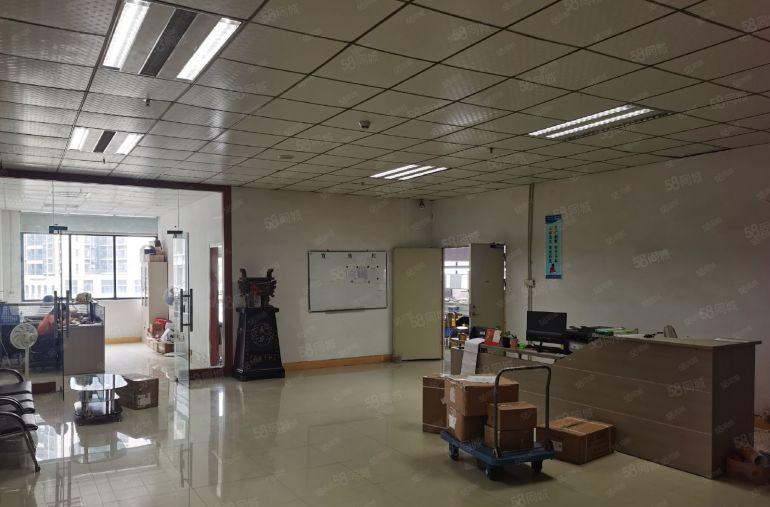 观澜汽车站附近原房东3楼整层800平厂房出租公摊小300起租