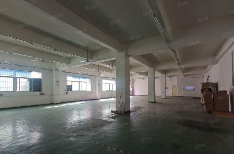 观澜福民茜坑地铁站附近800平米厂房出租，带装修水电齐全