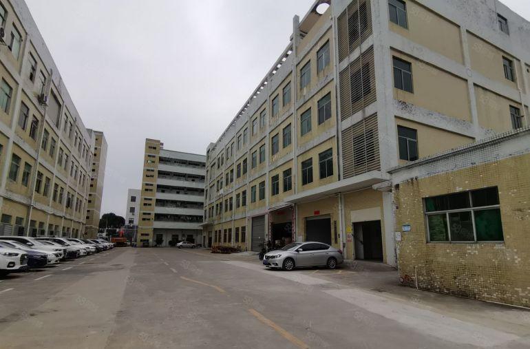 龙华大浪福民工业区原房东二楼1200平方厂房出租带精装修免佣