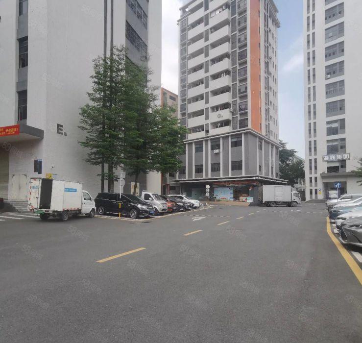 龙华大浪3楼新出整层2000平红本厂房豪华装修适合各种企业