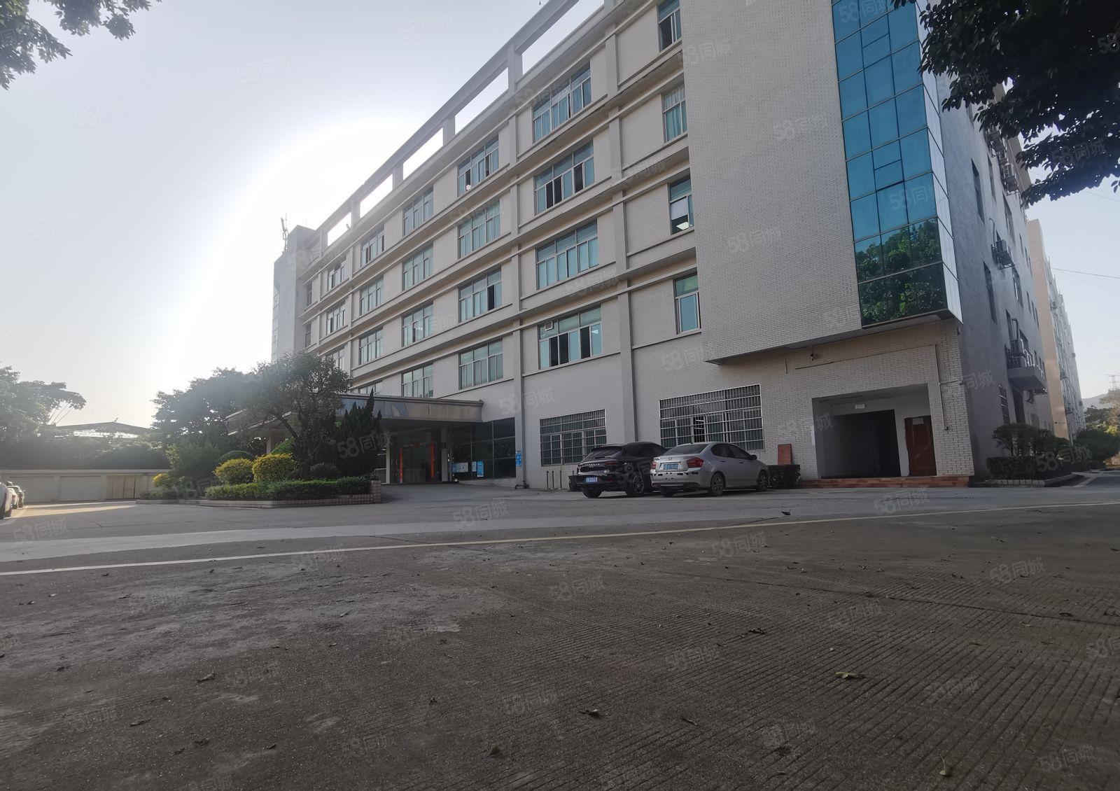 黎光花园式独院厂房出租，楼上一整层3300平米带装修水电齐全